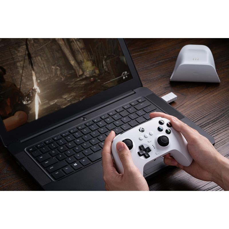 Gamepad 8BitDo Ultimate 3 Bluetooth/2.4G/Cabo com Adaptador + Base de Carregamento Branco - Controlador para Xbox/Smartphone/PC - Item4