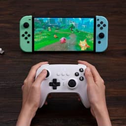 Potente Gamepad 8BitDo Ultimate Bluetooth 5.0 con base de carga Blanco - Mando Nintendo Switch/PC
