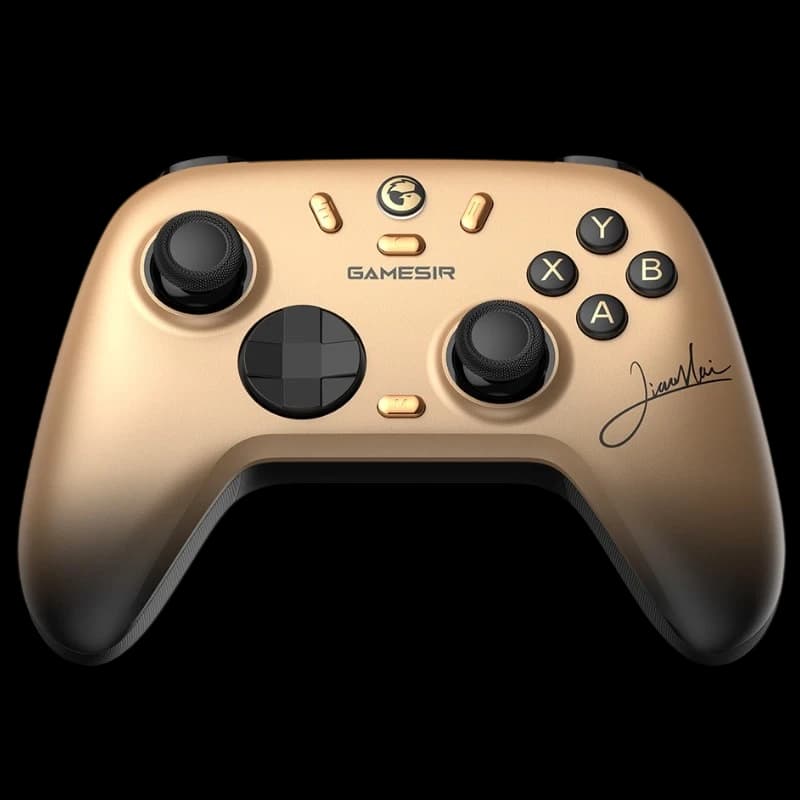 Manette GameSir Nova 2 Lite Édition Champion Doré avec finition or mate, sticks asymétriques, croix directionnelle noire, boutons ABXY noirs et signature