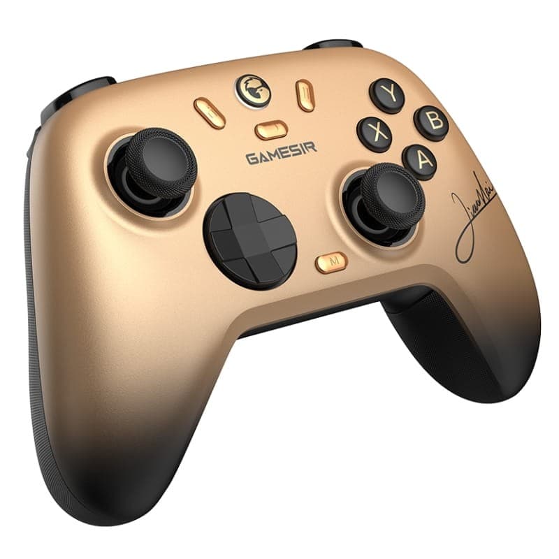 Manette GameSir Nova 2 Lite Édition Champion Doré avec coque dorée mate, sticks analogiques noirs, croix directionnelle grise, boutons ABXY et poignées