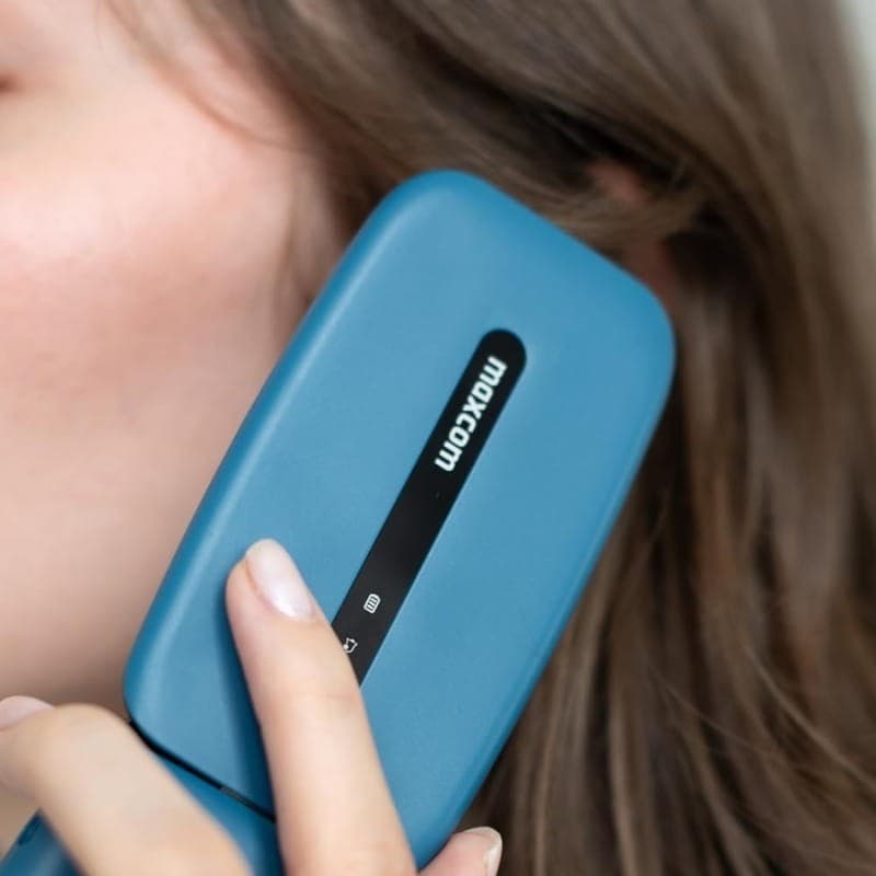 Maxcom MM828 4G Azul - diseño con tapa