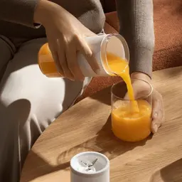 Xiaomi Portable Blender Branco - Copo de 300 ml