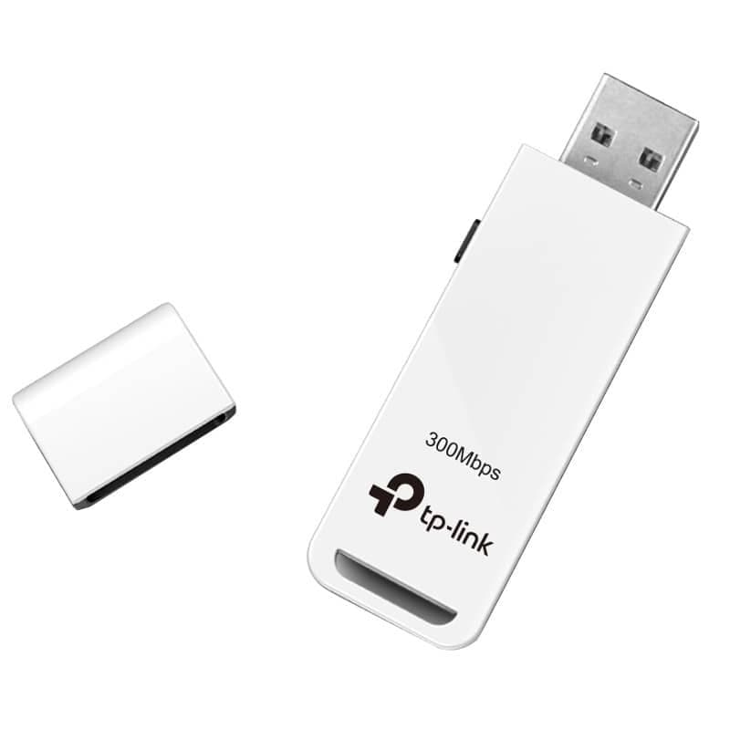 Adaptador USB Wi‑Fi TP-Link TL-WN821N branco, compacto, tampa removível, conector USB prateado, logotipo TP-Link e indicação 300Mbps na carcaça