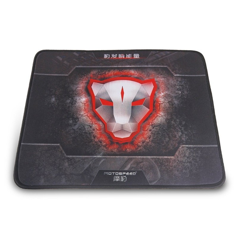 Tapete Motospeed P70 - Tecido, logótipo motospeed num fundo preto, contorno vermelho, detalhes do tapete vermelho, contornos curvos, área inferior de borracha antideslizante