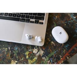 foto real de los Auriculares Inalámbricos Beats Studio Buds