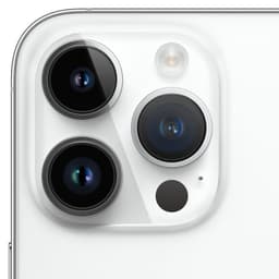 Módulo de câmeras do iPhone 14 Pro Max prateado: três lentes grandes, flash True Tone e sensor LiDAR; acabamento premium renovado em excelente estado.