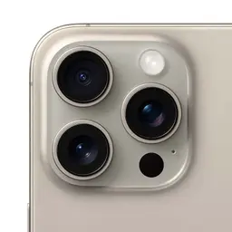 iPhone 15 Pro Max 5G 256GB Titânio Natural Renovado – módulo de câmera tripla com lentes grandes, flash True Tone e acabamento premium em titânio.