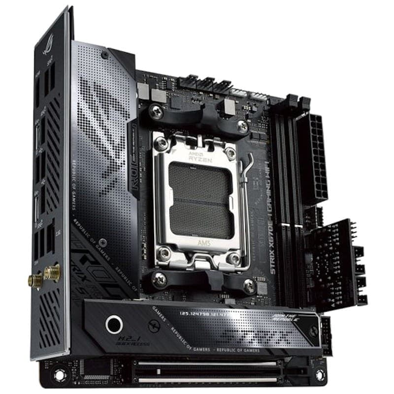 Carte mère ASUS ROG STRIX X670E-I GAMING WIFI profil gauche