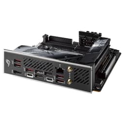 Carte mère ASUS ROG STRIX X670E-I GAMING WIFI Connecteurs latéraux
