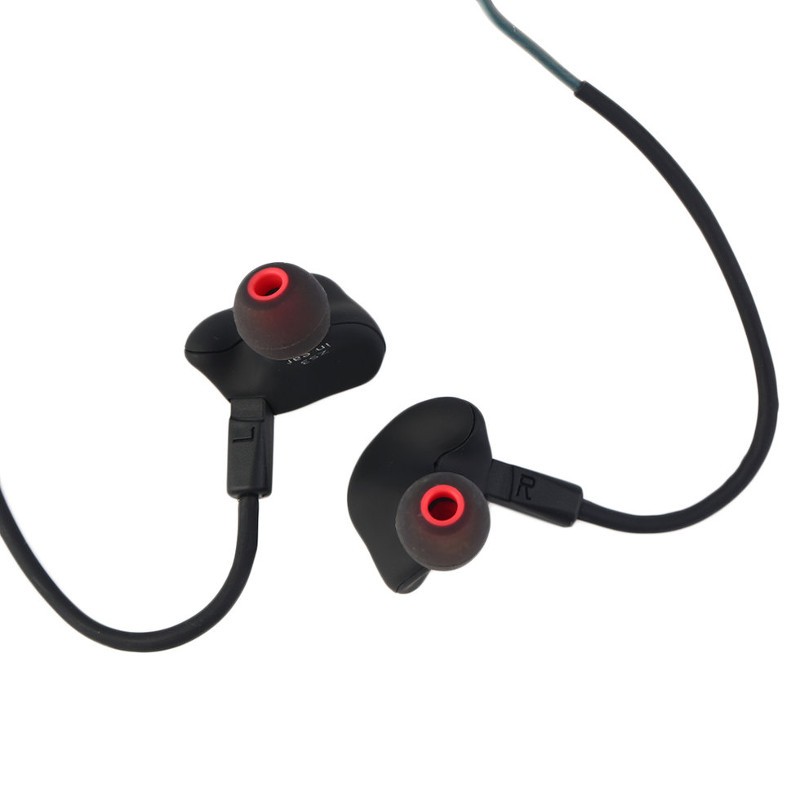 Auriculares KZ ZS3 - Detalle de los cascos de cerca