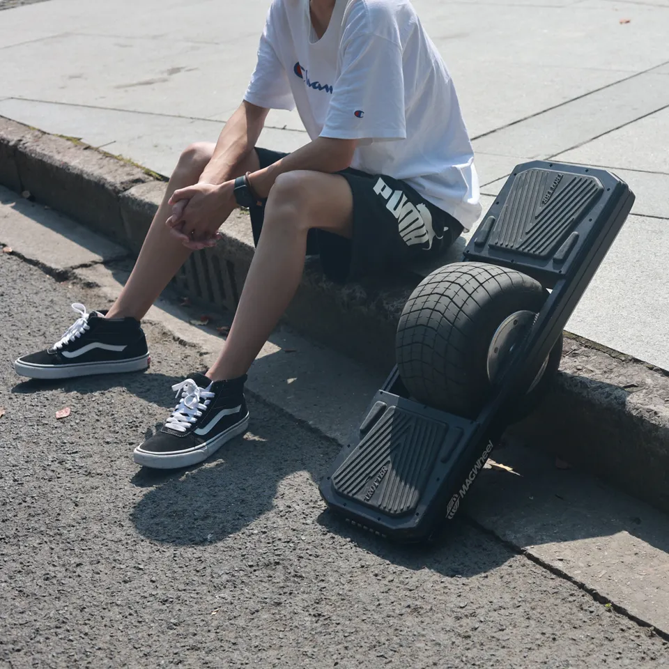 Skate eléctrico de una sola rueda