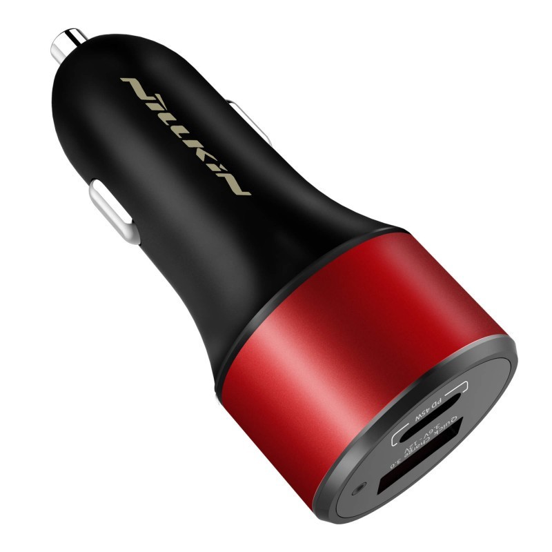 Cargador de Coche Nillkin Duos Fast Charger - Color negro y rojo - Interfaz de Carga Dual - Puerto USB-A - Puerto USB-C - Compatible con Carga Rápida - Potencia Máxima de 63W - Compatible con Coches de Voltaje de 12-18V