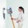 Dyson V8 Absolute - Aspiradora sin bolsa / Sin Cables - 0.54L, 40 minutos de autonomía, sistema de vaciado higiénico, HEPA, base de carga que se ancla a la pared, tecnología ciclónica - Ítem4