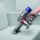 Dyson V8 Absolute - Aspiradora sin bolsa / Sin Cables - 0.54L, 40 minutos de autonomía, sistema de vaciado higiénico, HEPA, base de carga que se ancla a la pared, tecnología ciclónica - Ítem6