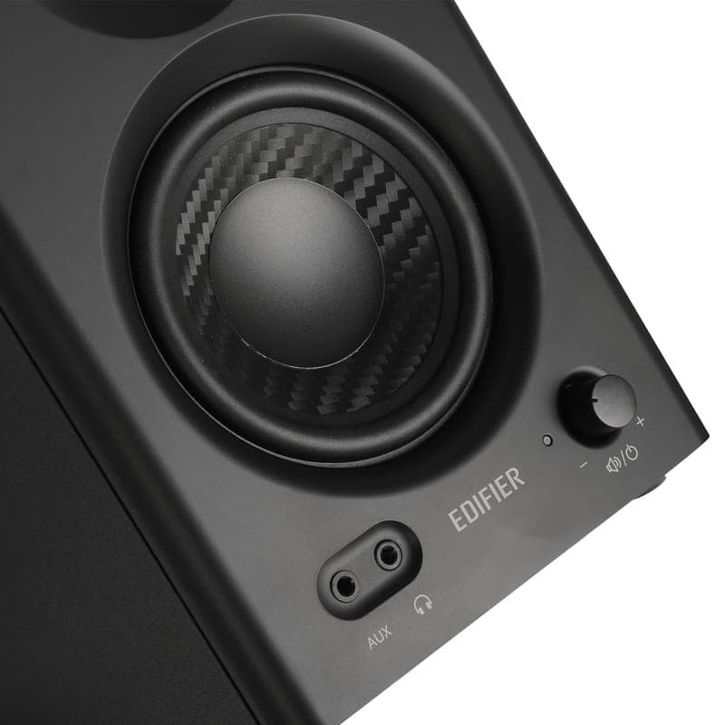 Edifier MR4 21W Preto - Colunas ativas para monitor de estúdio Detalhe das colunas e ligações frontais
