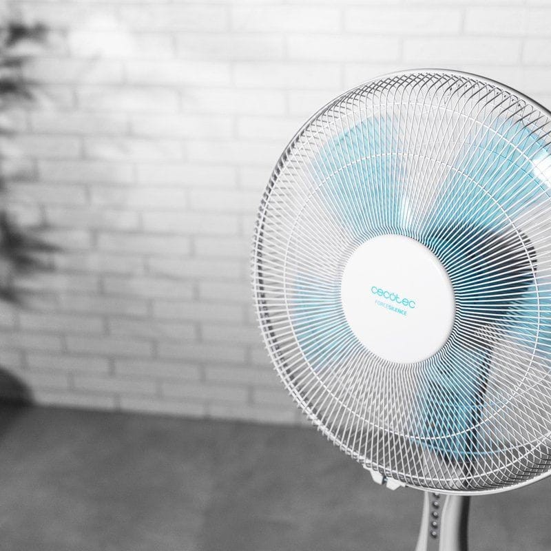 Cecotec EnergySilence 530 Power Connected Azul, Blanco - Ventilador - Ítem1