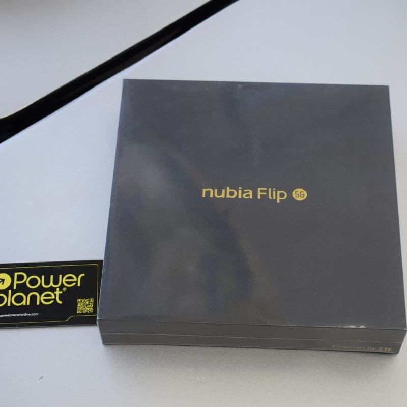 Photo réelle de la boîte du téléphone portable Nubia Flip 5G 8GB/256GB Noir 