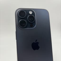 Photo réelle de la caméra arrière du téléphone portable Apple iPhone 15 Pro Max 256 Go Bleu