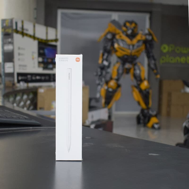 Xiaomi Smart Pen 2ª Generación Stylus para Pad 5 y Pad 6 en caja blanca vertical; diseño delgado, punta fina y clip, acabado blanco minimalista