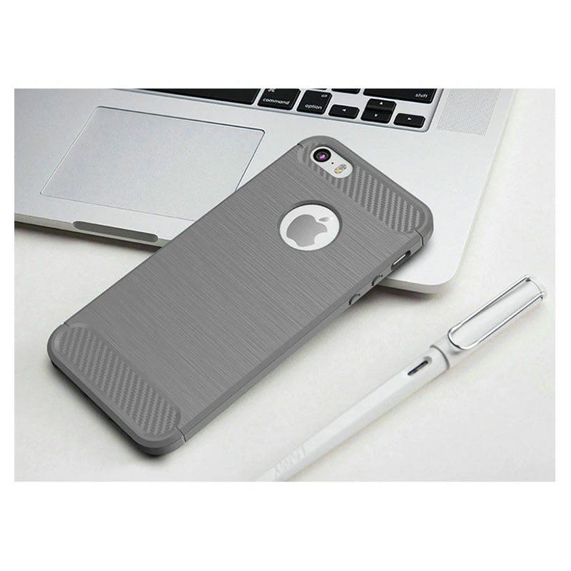 Capa de silicone Carbon Ultra para iPhone 8 / 7 - Item6