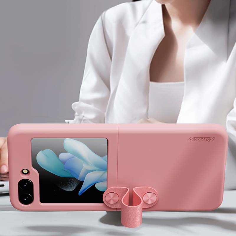 Capa de silicone Flex Flip preta de Nillkin pour Samsung Galaxy Z Flip5 - Item9