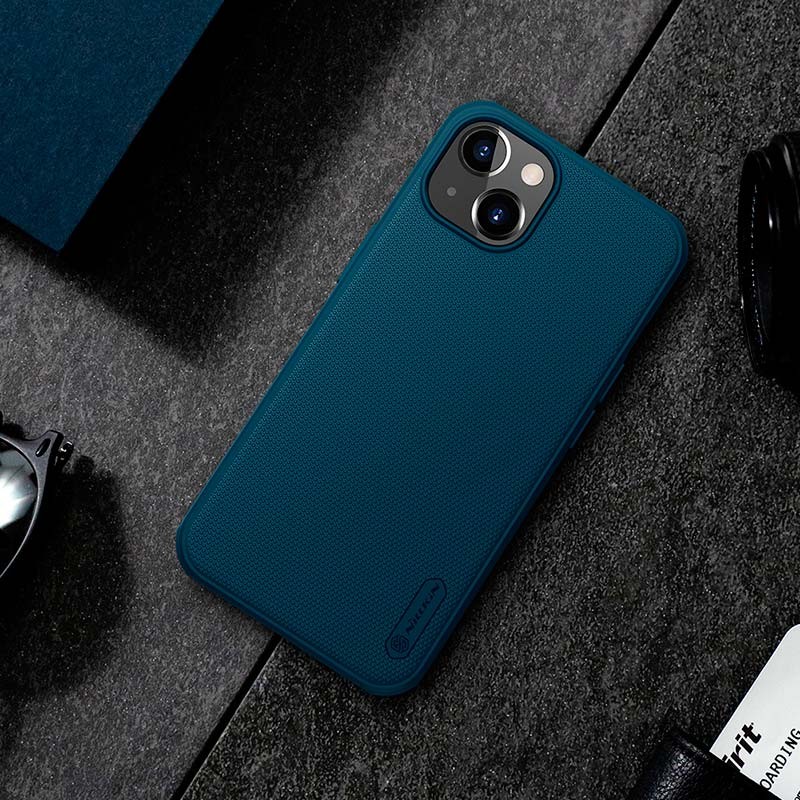 Funda de goma azul Magnetic Frosted de Nillkin para iPhone 13 - Ítem5