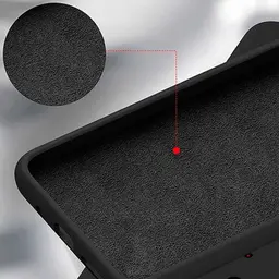 Funda Oneplus Nord 6 Square Liquid Premium Negro con interior aterciopelado antirayaduras, bordes cuadrados, acabado mate suave y recortes precisos para
