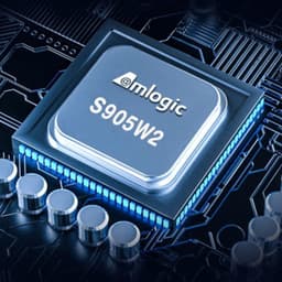 Chip Amlogic S905W2 em close-up sobre placa eletrônica, com LEDs azuis e pinos metálicos, destacando desempenho para 4K HDR10 no G7 Mini Android 11