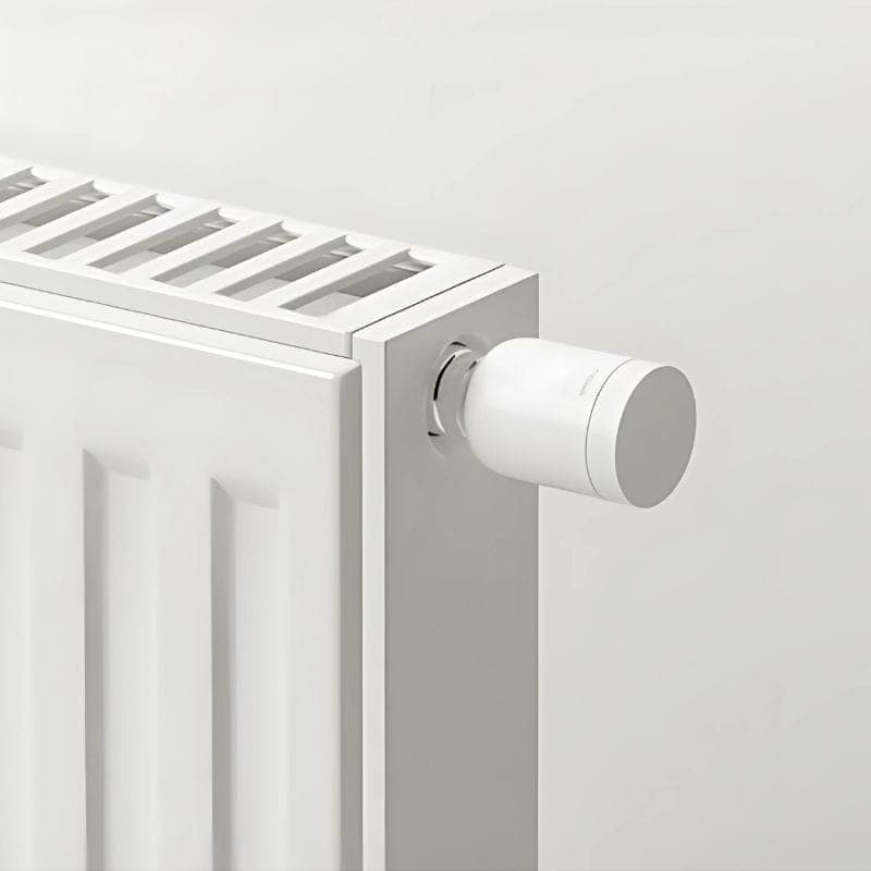 IMOU KIT-TRV1-EU-2 ZigBee installé sur un radiateur