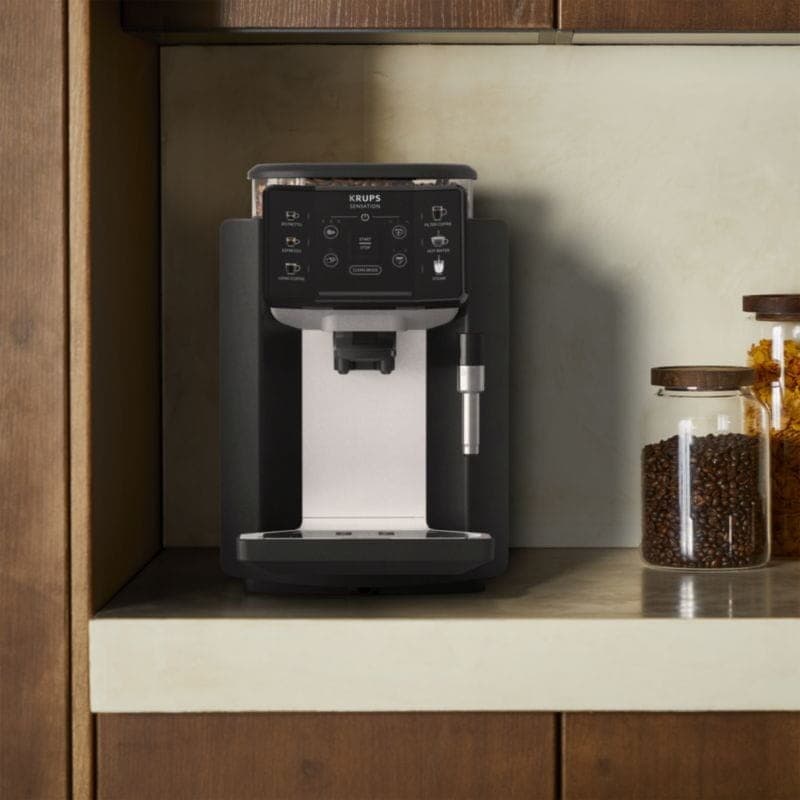 Comptoir avec la Machine à café automatique Krups Sensation C10 Noir