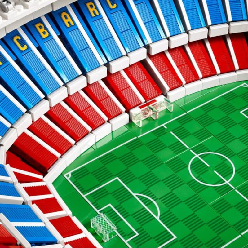 LEGO Creator Camp Nou FC - Ítem2