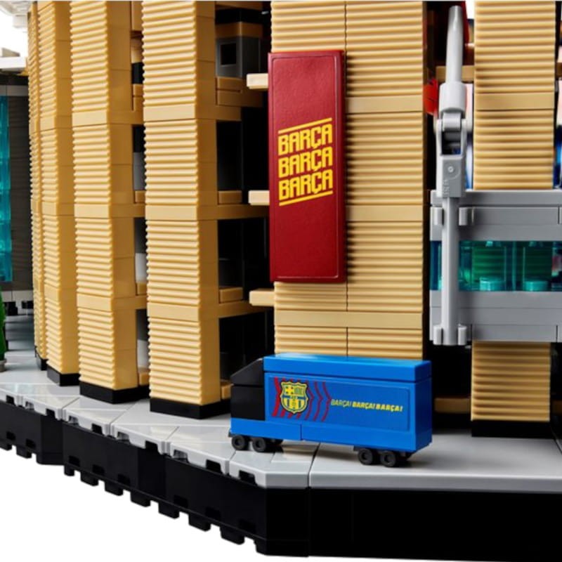 LEGO Creator Camp Nou FC - Ítem5