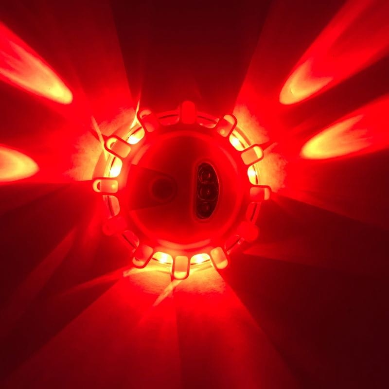 Luz de Emergência LED V16 - Item3
