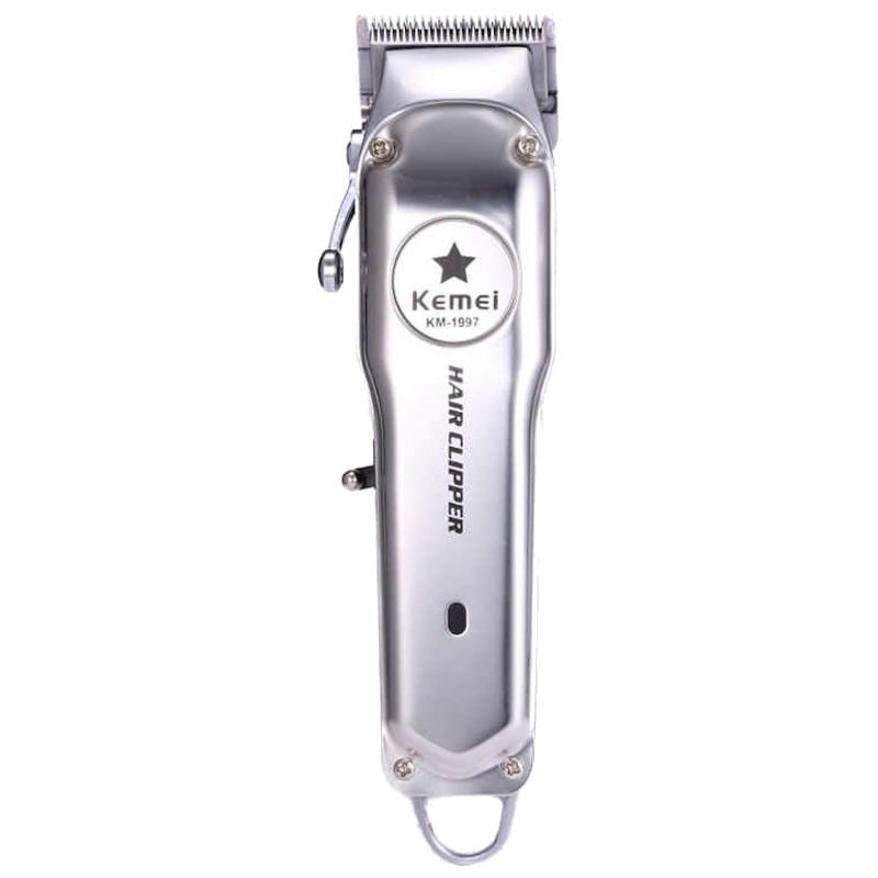 cutting hair at home clippers