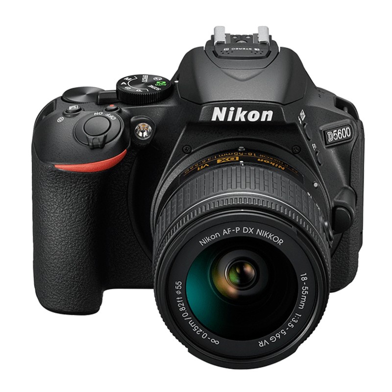 Nikon D5600 + AF-P VR 18-55 mm