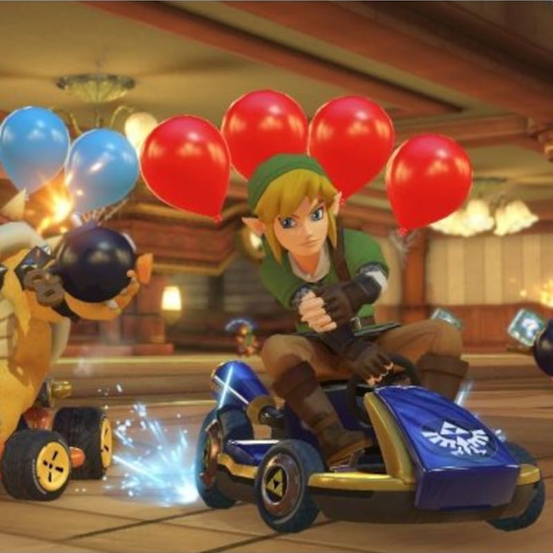 Nintendo Switch Blanco - Modelo OLED + Mario Kart 8 Deluxe + 12 Meses Online - Ítem4