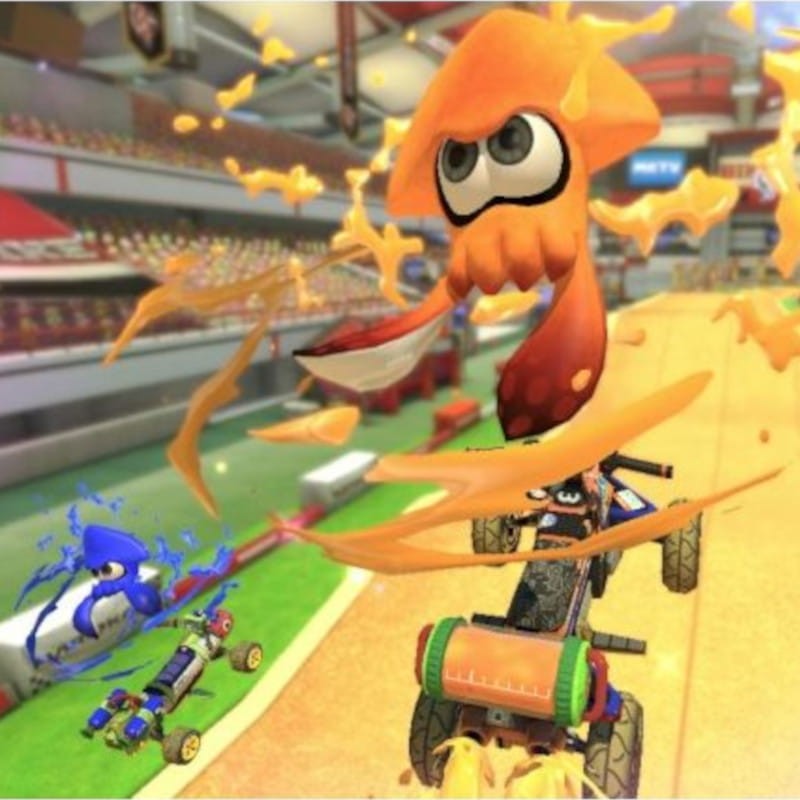 Nintendo Switch Blanco - Modelo OLED + Mario Kart 8 Deluxe + 12 Meses Online - Ítem5