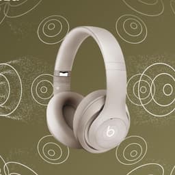 Beats Studio Pro ANC Sable - Casque Bluetooth à vue latérale