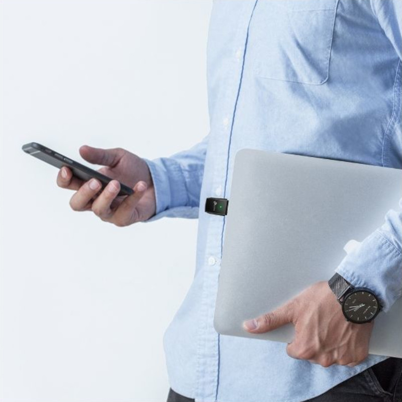 TP-Link Archer T2U adaptateur USB Wi-Fi 5 AC600 compact, connecteur USB doré, boîtier noir brillant, LED verte au centre, logo TP-Link visible - Ítem4