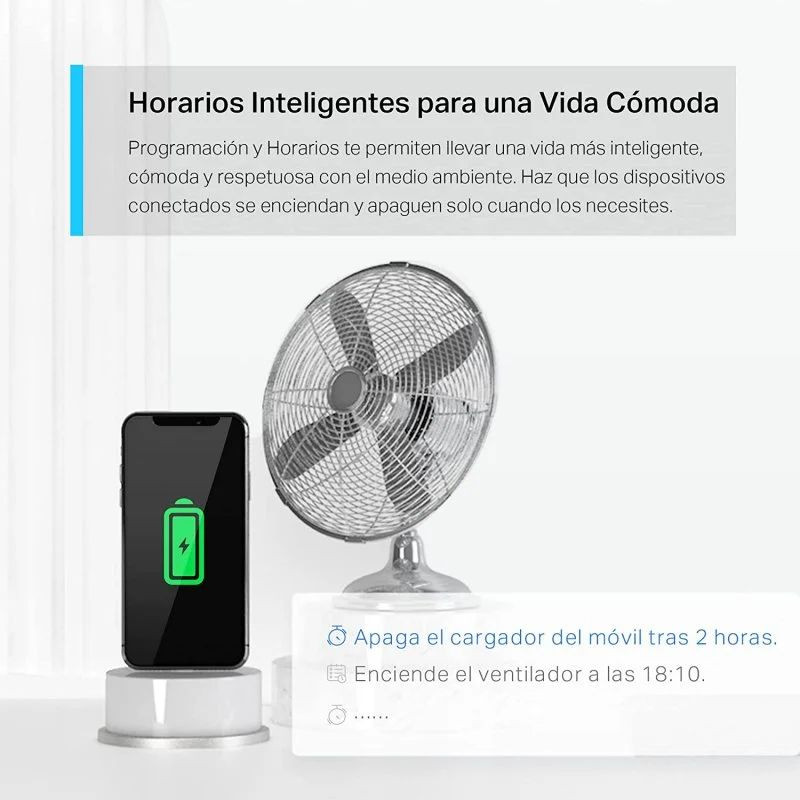 Enchufe inteligente blanco compacto con clavija Schuko, acabado mate, botón lateral con LED azul y logo “tapo”; diseño cilíndrico robusto de 3680 W. - Ítem5