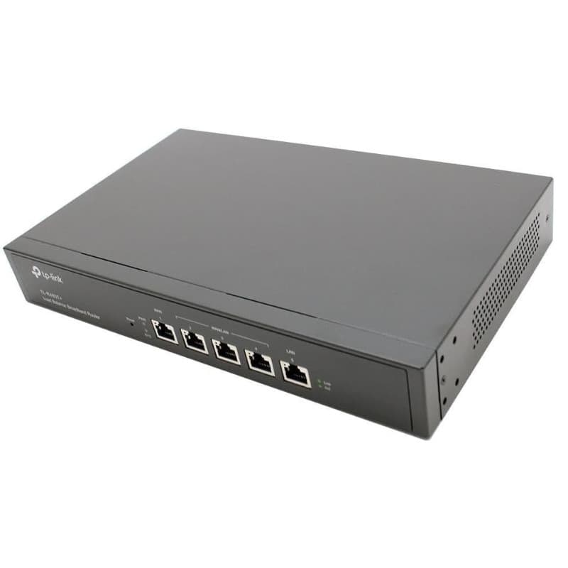 Routeur TP-Link TL-R480T Plus en boîtier métal noir, façade avec 5 ports RJ45 étiquetés WAN LAN, voyants d activité, ventilation latérale compacte