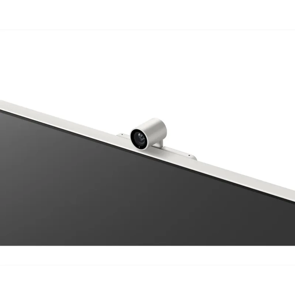 Samsung M8 M80F 32 pulgadas 4K UHD 60 Hz en color blanco, pantalla delgada con biseles mínimos, peana rectangular y webcam centrada en el borde superior - Ítem3