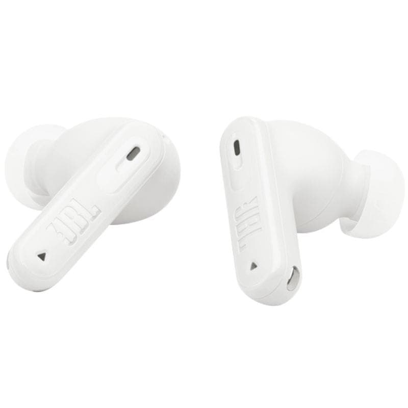 JBL Tune Beam 2 Blanco: estuche de carga compacto y brillante con tapa abierta y dos earbuds in-ear ergonómicos blancos, diseño minimalista y moderno.