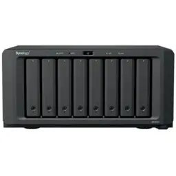 NAS Synology DS1825+ com 8 baias frontais hot‑swap, LEDs de status, botão de energia central e chassi preto robusto para armazenamento em rede.