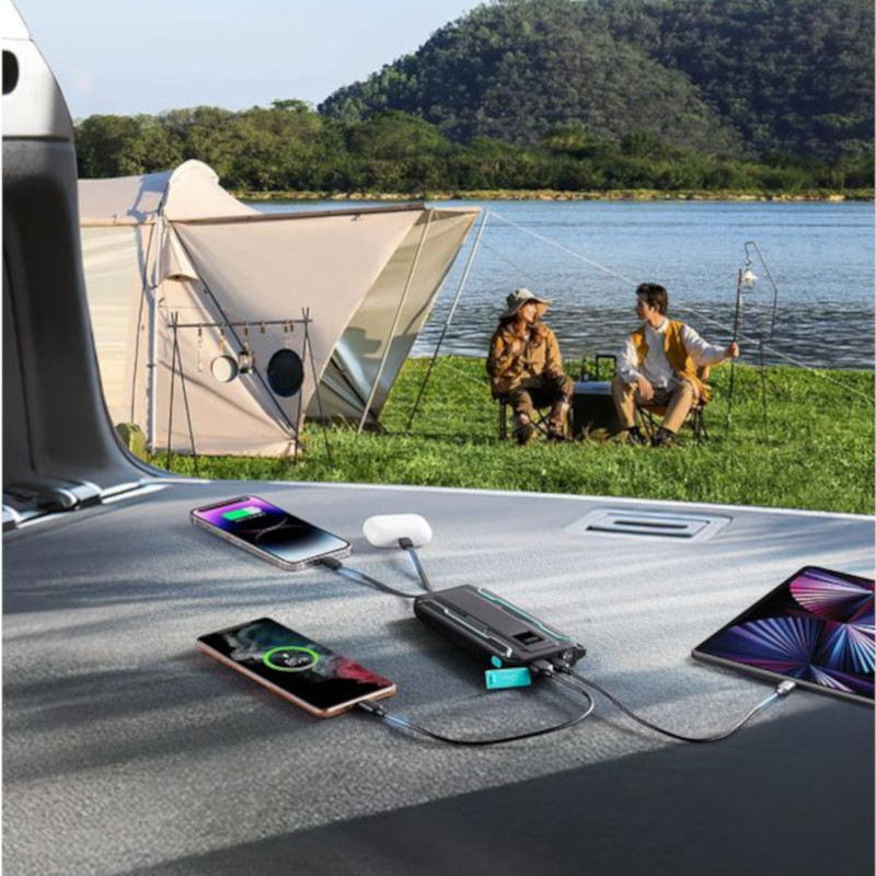 Powerbank Joyroom JR-L017 10000mAh com cabos Lightning e USB-C integrados, display LED de bateria, design robusto preto com detalhes verdes e botão lateral - Item3