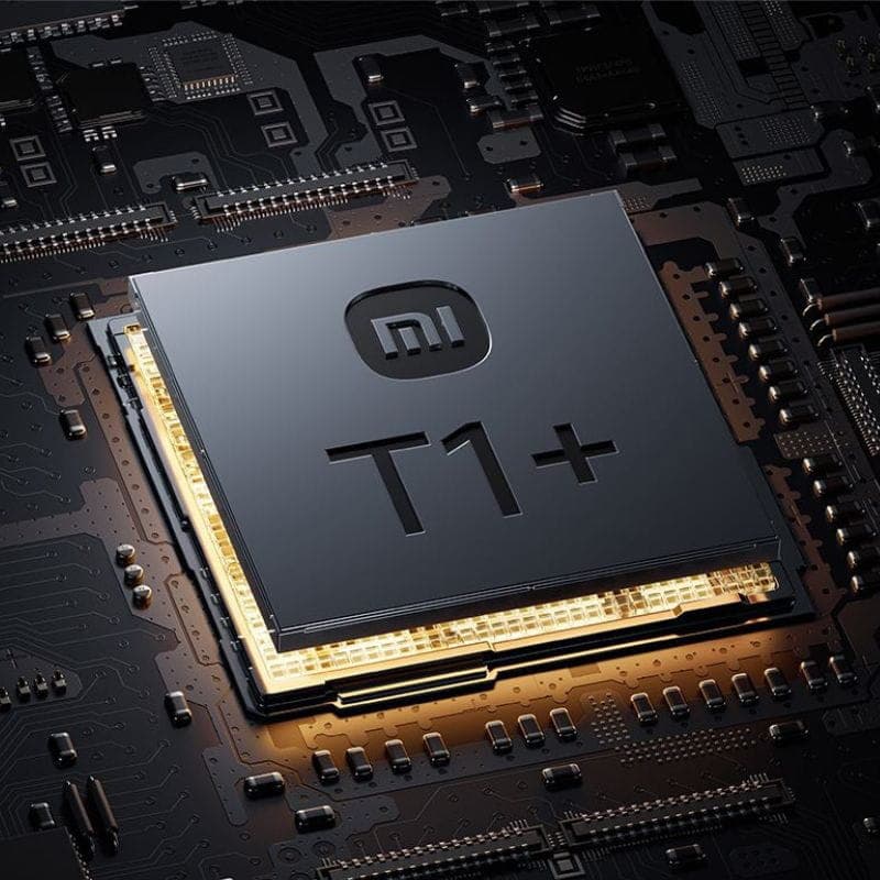 Xiaomi Poco F8 Pro 5G 12GB/512GB Plata con marco metálico plateado, pantalla casi sin bordes y perforación centrada; botones laterales visibles