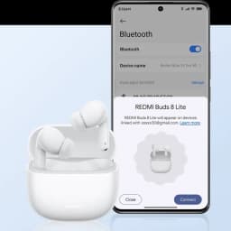 Xiaomi Redmi Buds 8 Lite Blanco con estuche brillante, earbuds intraurales compactos, diseño minimalista y emparejamiento Bluetooth mostrado en pantalla móvil