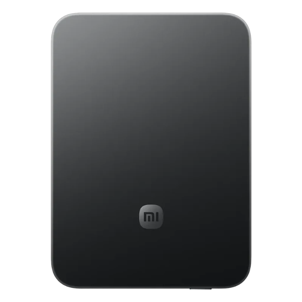 Xiaomi UltraThin Magnetic Power Bank 5000 15W Negro 5000 mAh, diseño ultradelgado en negro mate con anillo magnético visible y logo Mi centrado en el frente - Ítem2