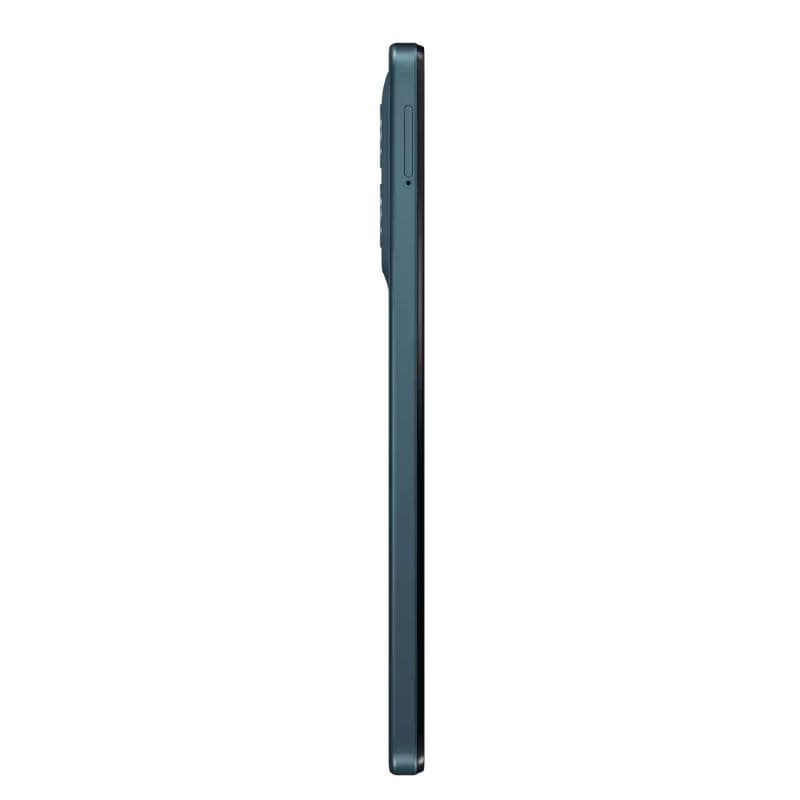 Perfil lateral del Motorola Moto g06 azul con módulo de cámara levemente sobresaliente y botón lateral, diseño delgado y acabado mate