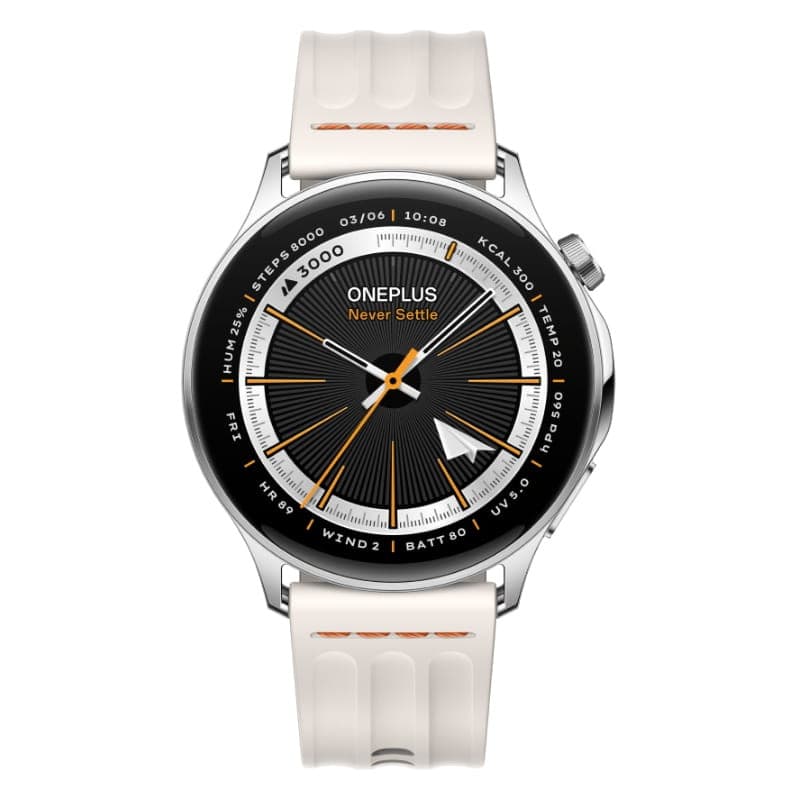 OnePlus Watch Lite Prata com caixa metálica polida, mostrador preto com detalhes laranja e brancos, botões laterais e pulseira silicone branca texturizada